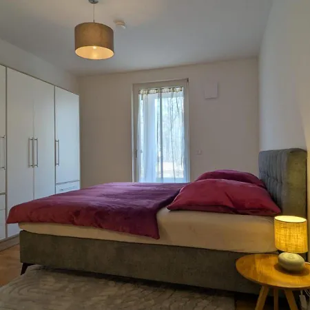 Apartman Modernes Voll Moebliertes Am Mit Garten, Nahe Ber Bestensee