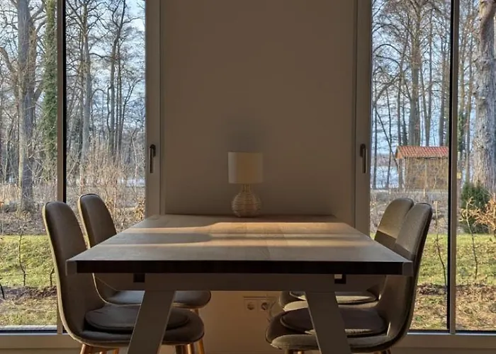 Apartamento Modernes Voll Moebliertes Am Mit Garten, Nahe Ber *